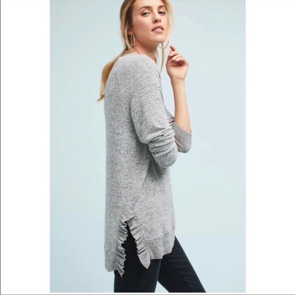 ATHROPOLOGIE Postmark Ruffled Slit Hem Gray Sweater